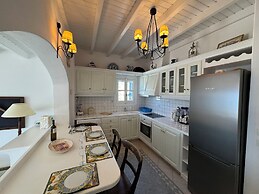 Elia Oasis 2 Bd Magic Villa w Sea Views