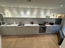 Centrally Located, Stunning 3bed 2bath, SE1