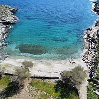 Seaside Bliss Tranquil Retreat on Kythnos Island