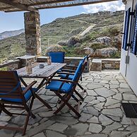 Seaside Bliss Tranquil Retreat on Kythnos Island