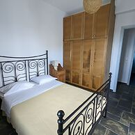 Seaside Bliss Tranquil Retreat on Kythnos Island