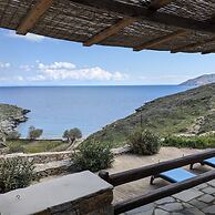 Seaside Bliss Tranquil Retreat on Kythnos Island