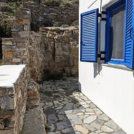Seaside Bliss Tranquil Retreat on Kythnos Island