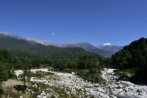 Aotel by Clarks Inn Palampur