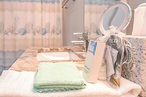 7020 Rookery 3 Someday Came Close to Beach two Pool Beach Amenities