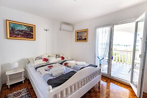 Beach House Apartments Vodice