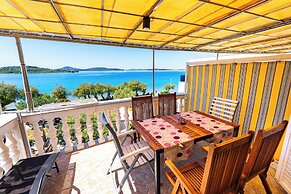 Beach House Apartments Vodice