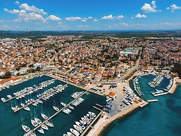 Beach House Apartments Vodice