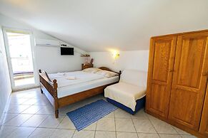 Beach House Apartments Vodice