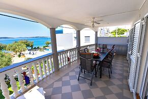 Beach House Apartments Vodice