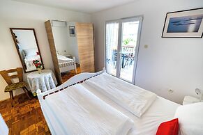 Beach House Apartments Vodice