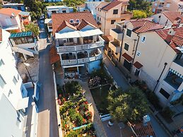 Beach House Apartments Vodice