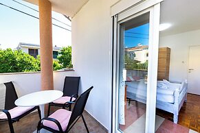 Beach House Apartments Vodice