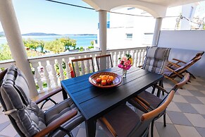 Beach House Apartments Vodice