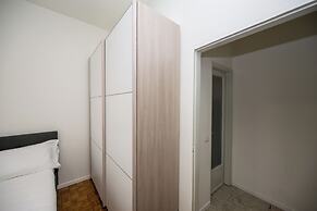 Airguest Pianella Rooms