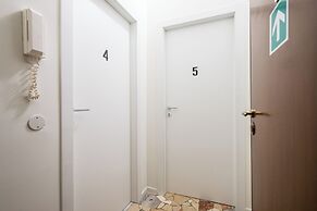 Airguest Pianella Rooms