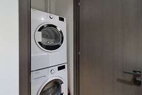 Apt with Bay View Near Bayfront Park