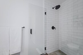 Apt with Bay View Near Bayfront Park