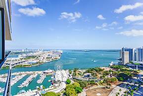 Apt with Bay View Near Bayfront Park