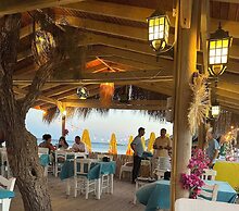 KIYI SUITES OTEL PALAMUTBUKU