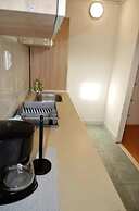 Beachside Apartment - Sleeps 5, Parking & Views