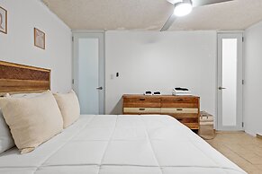 Otium Ideal Marina Getaway Balcony Parking