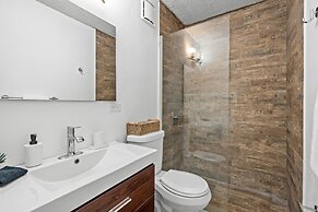 Otium Ideal Marina Getaway Balcony Parking