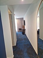 Akena Serris  Val d'Europe