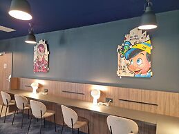 Akena Serris  Val d'Europe