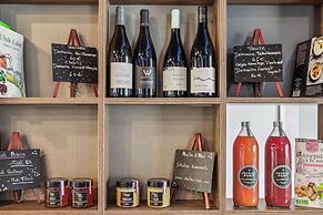 Akena Serris  Val d'Europe