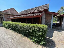 Saka Homestay Boutique & Cafe