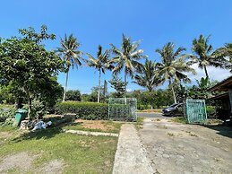 Saka Homestay Boutique & Cafe