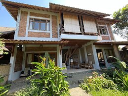 Saka Homestay Boutique & Cafe