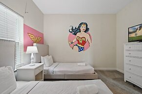 Clean Cozy Retreat: 10 Miles to Disney Pool Access