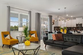 Lake View Cozy Home w/ Pool & Games Near Disney