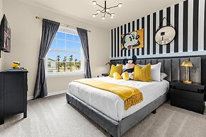 Brand New! Windsor Island 5BR Cozy Home Wpool/spa