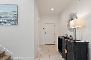 Exclusive Solterra Resort Home - Prime Location