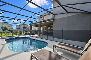 Exclusive Solterra Resort Home - Prime Location