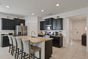 Exclusive Solterra Resort Home - Prime Location