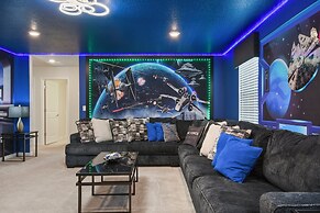 Relax in Style Pool, Resort Amenities, Near Disney