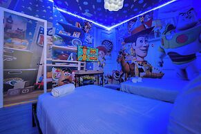 Star Wars Themed 12br Villa 10min to Galaxy's Edge