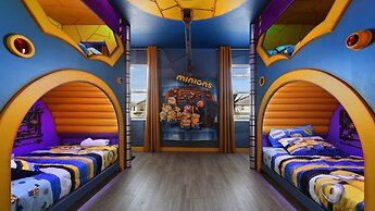 Star Wars Themed 12br Villa 10min to Galaxy's Edge