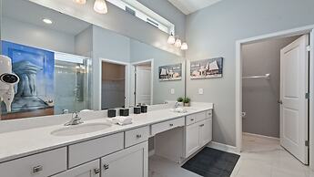 Star Wars Themed 12br Villa 10min to Galaxy's Edge