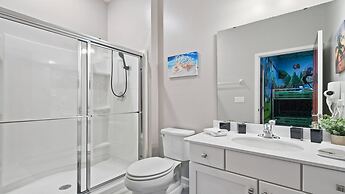 Star Wars Themed 12br Villa 10min to Galaxy's Edge