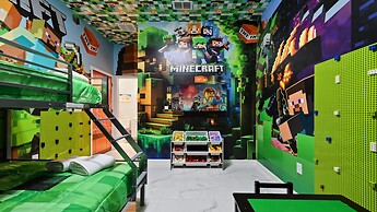 Star Wars Themed 12br Villa 10min to Galaxy's Edge