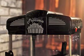 New! Luxury 12br Disney Home Pool/spa/cinema/games