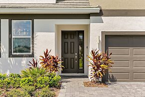 New! Luxury 12br Disney Home Pool/spa/cinema/games