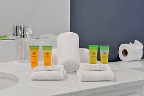 New! Luxury 12br Disney Home Pool/spa/cinema/games