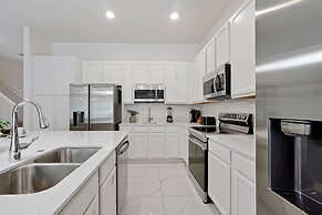 New! Luxury 12br Disney Home Pool/spa/cinema/games