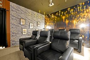 New! Luxury 12br Disney Home Pool/spa/cinema/games